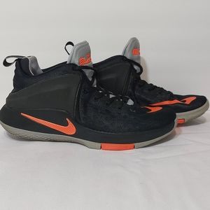 Nike Lebron James Zoom Witness. Black and Orange Nike Sz. 11